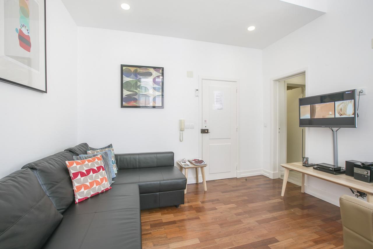 Superior One-Bedroom Apartment